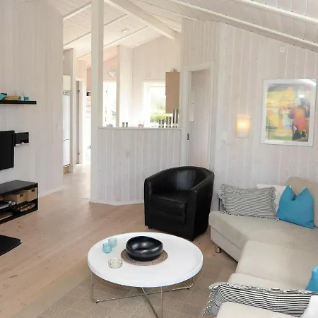 Дом отдыха Three-bedroom In Sydals 9 *