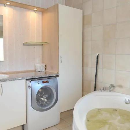 Holiday home Three-bedroom In Sydals 9